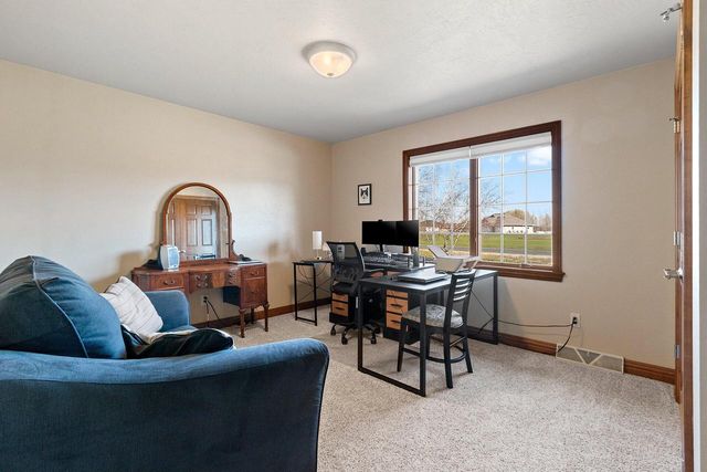 6732 Apple Blossom LANE, Greenleaf, WI 54126