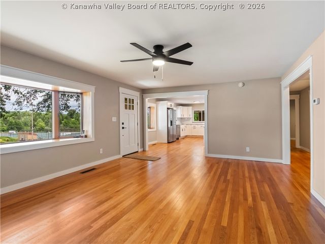 3367 Teays Valley Road, Hurricane, WV 25526