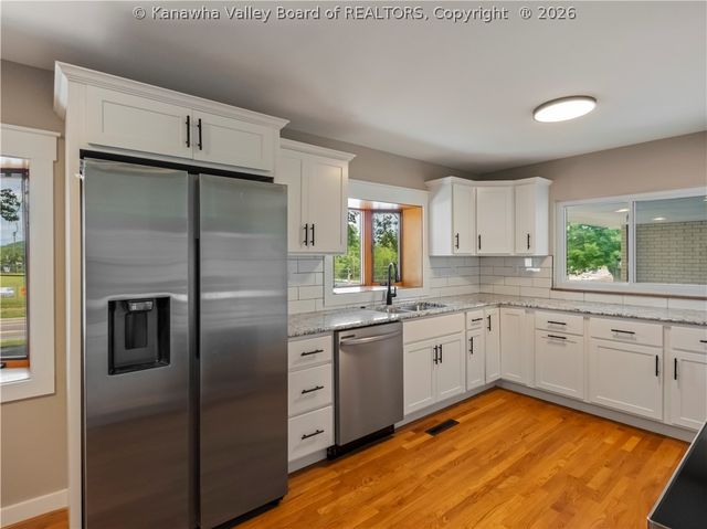 3367 Teays Valley Road, Hurricane, WV 25526