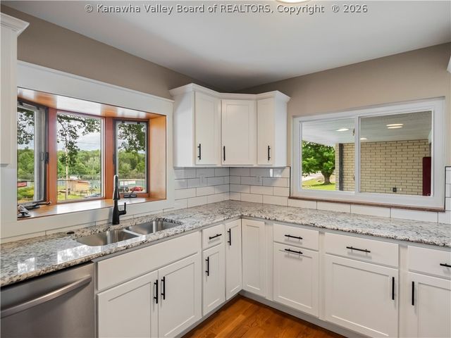 3367 Teays Valley Road, Hurricane, WV 25526