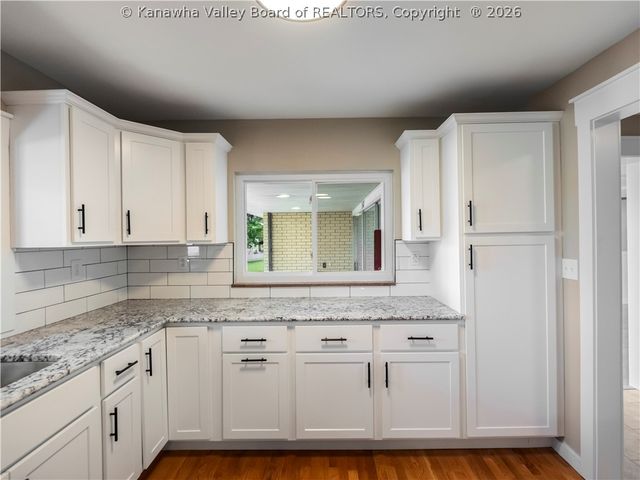 3367 Teays Valley Road, Hurricane, WV 25526