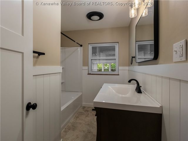 3367 Teays Valley Road, Hurricane, WV 25526