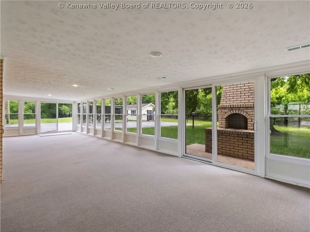 3367 Teays Valley Road, Hurricane, WV 25526