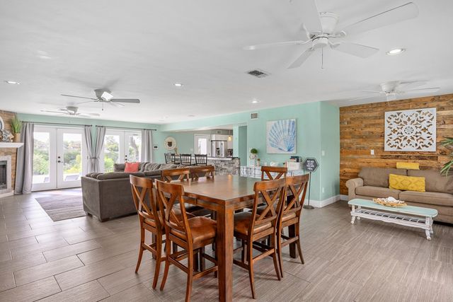 193 Doris Dr, Kerrville, TX 78028