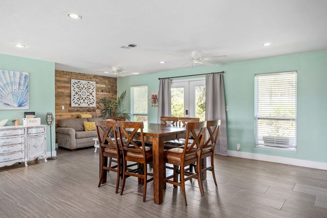 193 Doris Dr, Kerrville, TX 78028