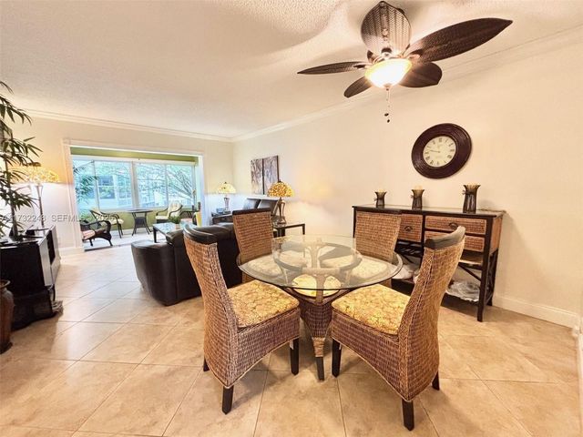 4806 NW 36th Street 501, Lauderdale Lakes, FL 33319