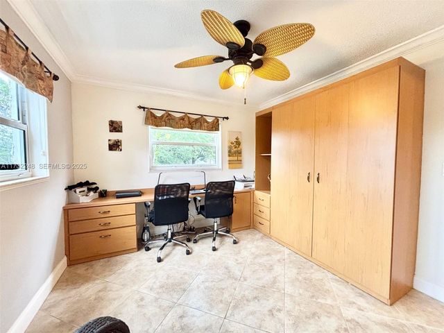 4806 NW 36th Street 501, Lauderdale Lakes, FL 33319