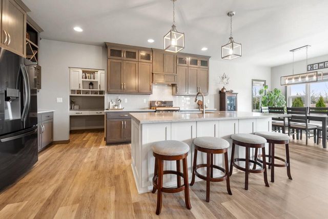 3492 MAYAPPLE DRIVE, Green Bay, WI 54311