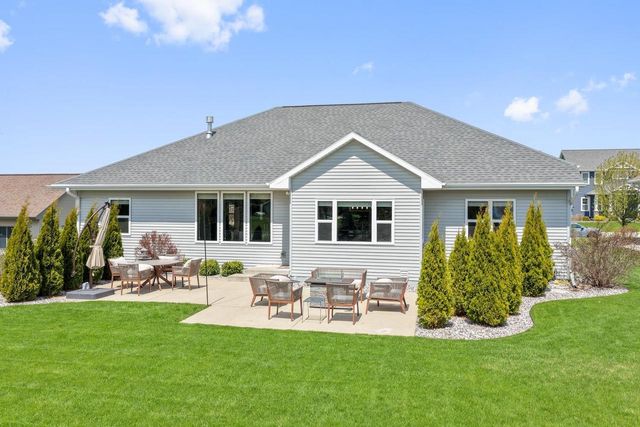 3492 MAYAPPLE DRIVE, Green Bay, WI 54311