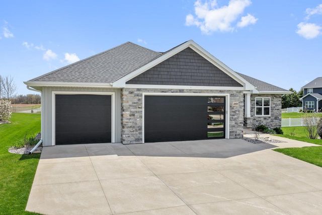 3492 MAYAPPLE DRIVE, Green Bay, WI 54311