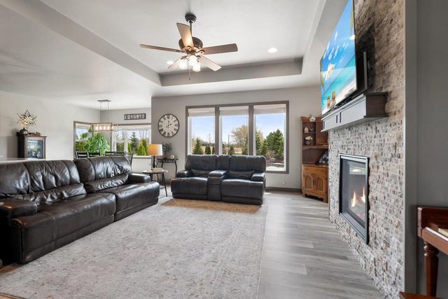 3492 MAYAPPLE DRIVE, Green Bay, WI 54311