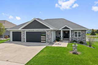 3492 MAYAPPLE DRIVE, Green Bay, WI 54311
