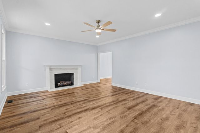 513 W Crystal Creek, Martinez, GA 30907