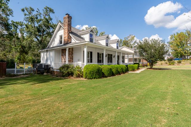 513 W Crystal Creek, Martinez, GA 30907