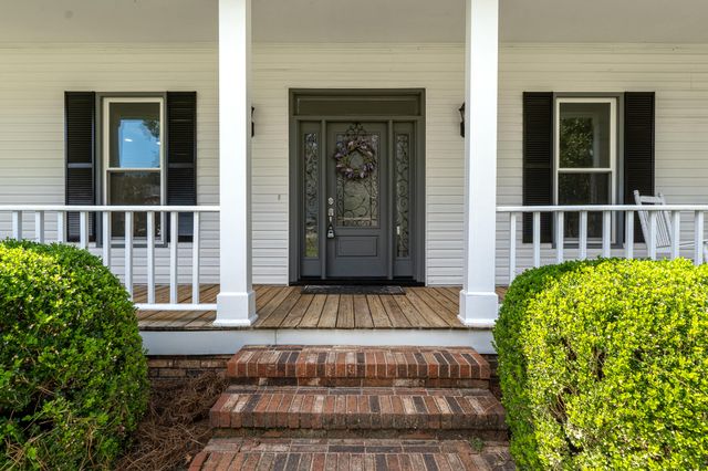 513 W Crystal Creek, Martinez, GA 30907