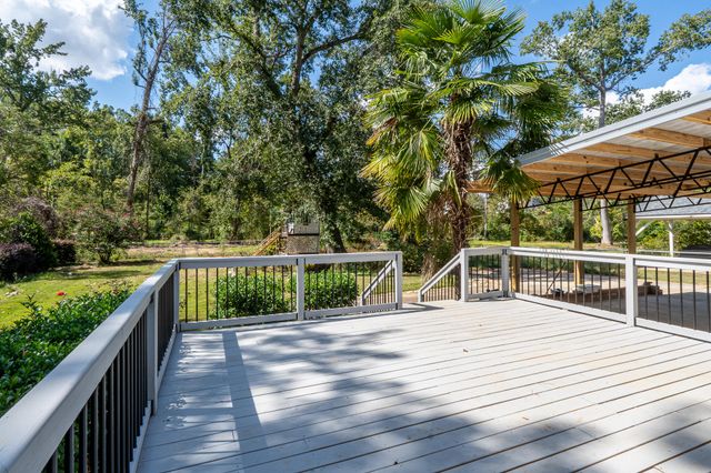 513 W Crystal Creek, Martinez, GA 30907