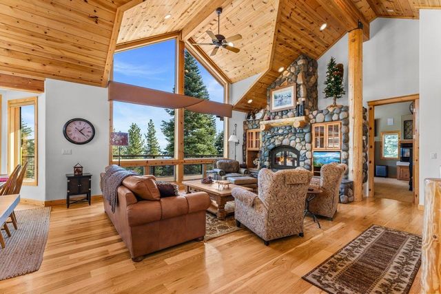 1352 Kings Way, Tahoe Vista, CA 96148