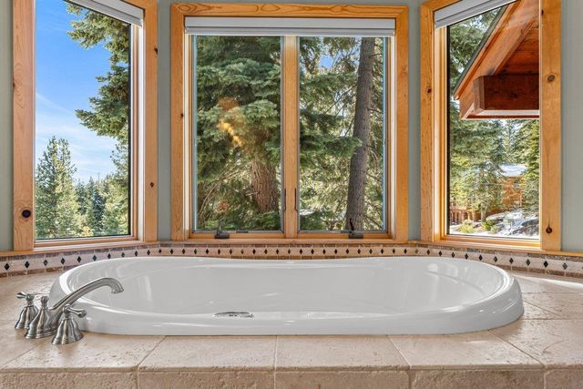 1352 Kings Way, Tahoe Vista, CA 96148