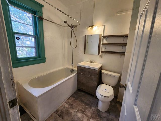 623 E 10th St, Pueblo, CO 81001