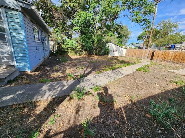 623 E 10th St, Pueblo, CO 81001