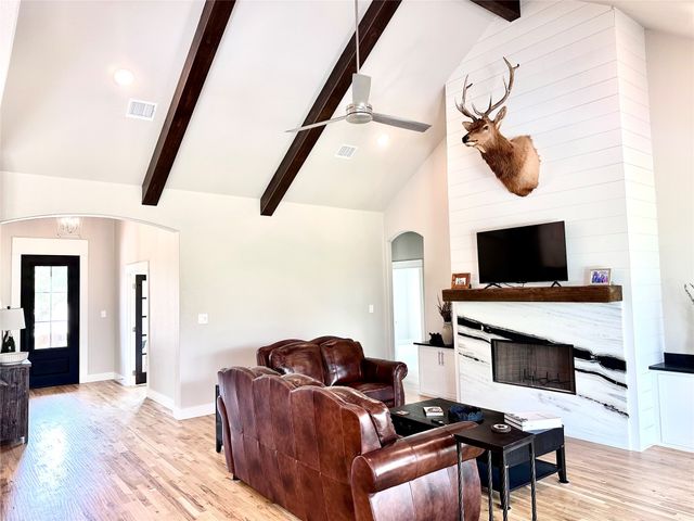 180 Cant Miss, Gordon, TX 76453