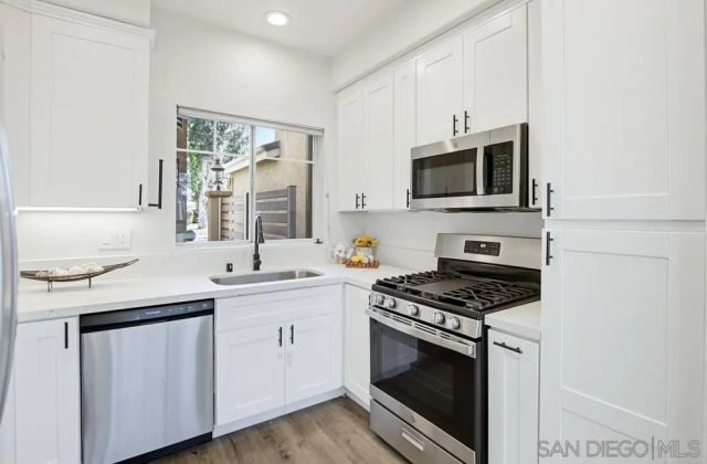 12466 Ruette Alliante, San Diego, CA 92130