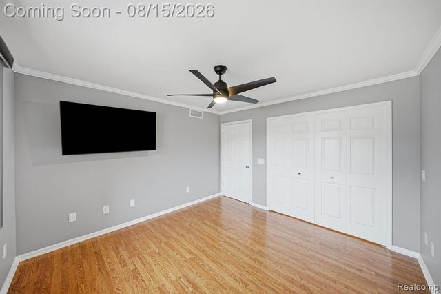 15690 Deepwood Court, Fraser, MI 48026