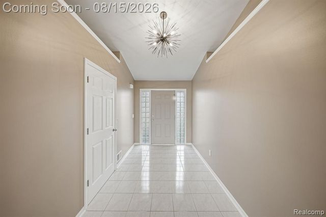 15690 Deepwood Court, Fraser, MI 48026