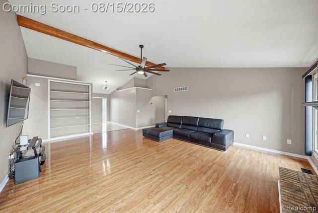 15690 Deepwood Court, Fraser, MI 48026