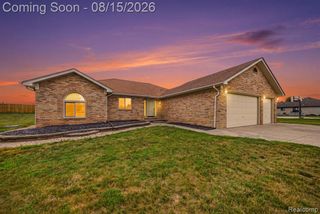 15690 Deepwood Court, Fraser, MI 48026