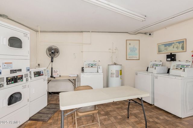 6240 N 16TH Street 46, Phoenix, AZ 85016