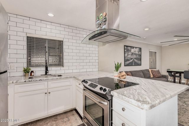 6240 N 16TH Street 46, Phoenix, AZ 85016