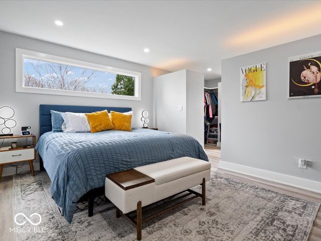 5720 N Sugar Hills Drive, Greenfield, IN 46140