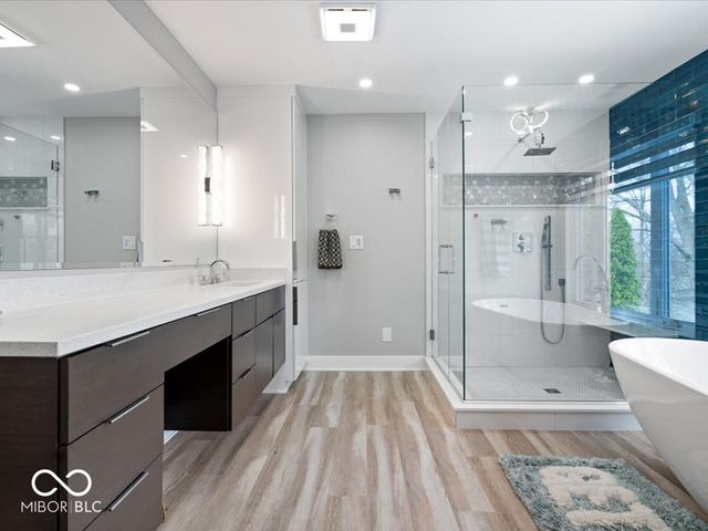 5720 N Sugar Hills Drive, Greenfield, IN 46140