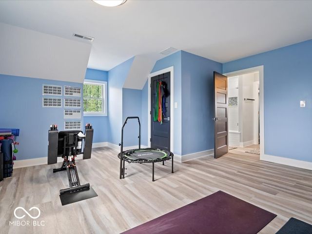 5720 N Sugar Hills Drive, Greenfield, IN 46140