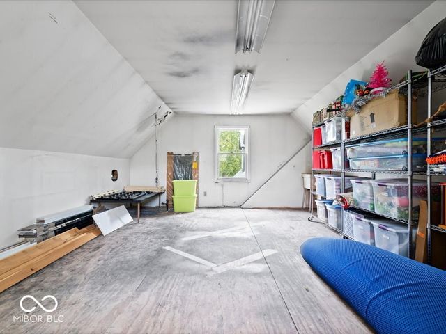 5720 N Sugar Hills Drive, Greenfield, IN 46140
