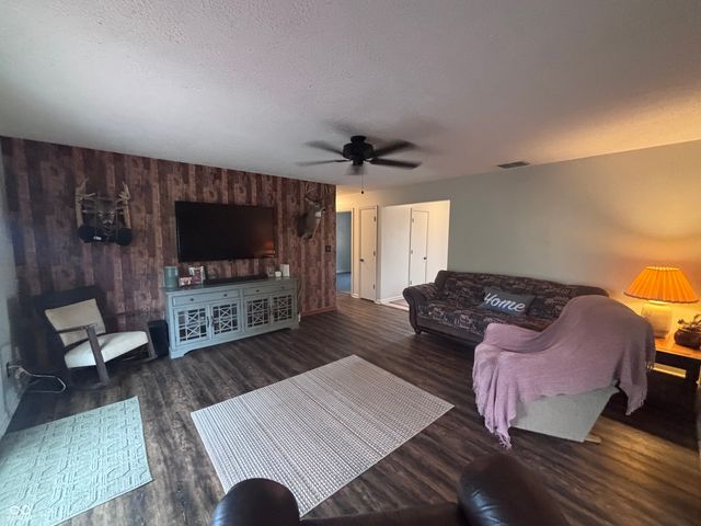 1023 Pamela Drive, Plainfield, IN 46168