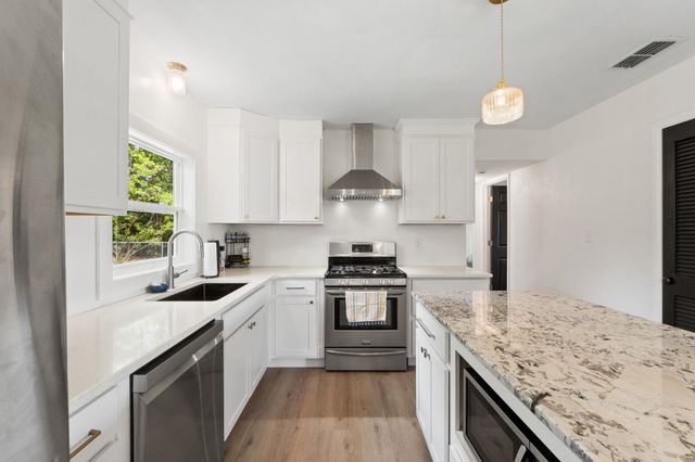 16088 SE Johnson Street, Blountstown, FL 32424