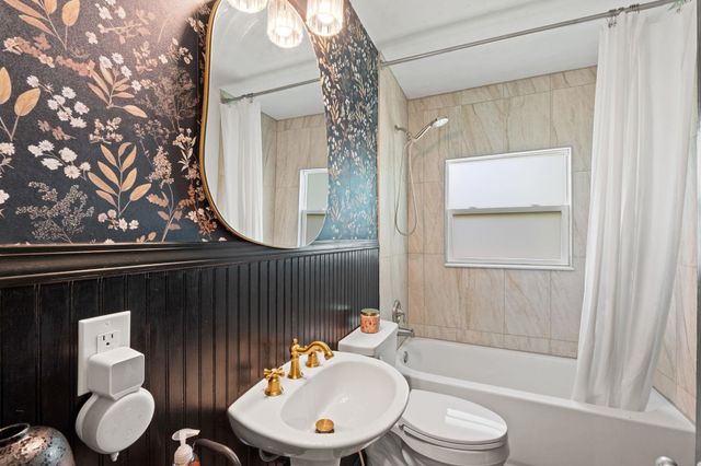 16088 SE Johnson Street, Blountstown, FL 32424