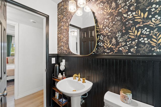 16088 SE Johnson Street, Blountstown, FL 32424