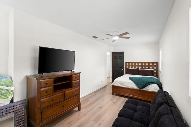 16088 SE Johnson Street, Blountstown, FL 32424