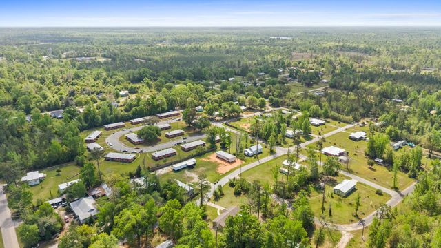 16088 SE Johnson Street, Blountstown, FL 32424
