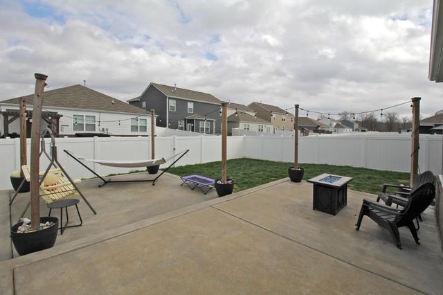 1169 Barry Baker Ln, White House, TN 37188