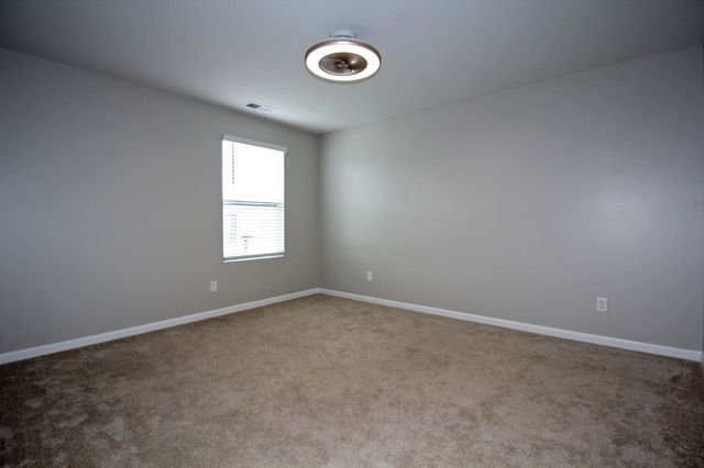 1169 Barry Baker Ln, White House, TN 37188