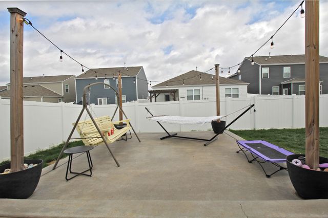 1169 Barry Baker Ln, White House, TN 37188