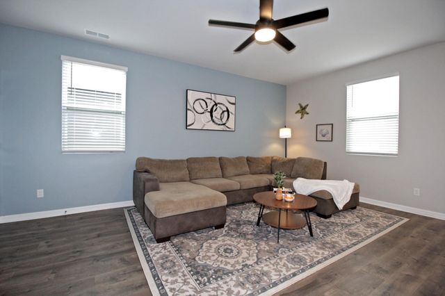 1169 Barry Baker Ln, White House, TN 37188