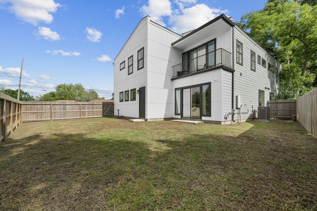 6835 Weston Street A, Houston, TX 77021