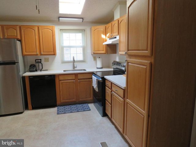 505 GOLDENROD XING W, New Hope, PA 18938