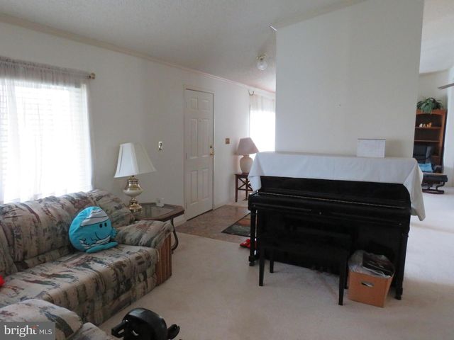 505 GOLDENROD XING W, New Hope, PA 18938