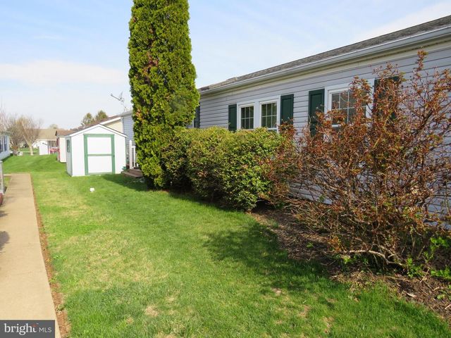 505 GOLDENROD XING W, New Hope, PA 18938